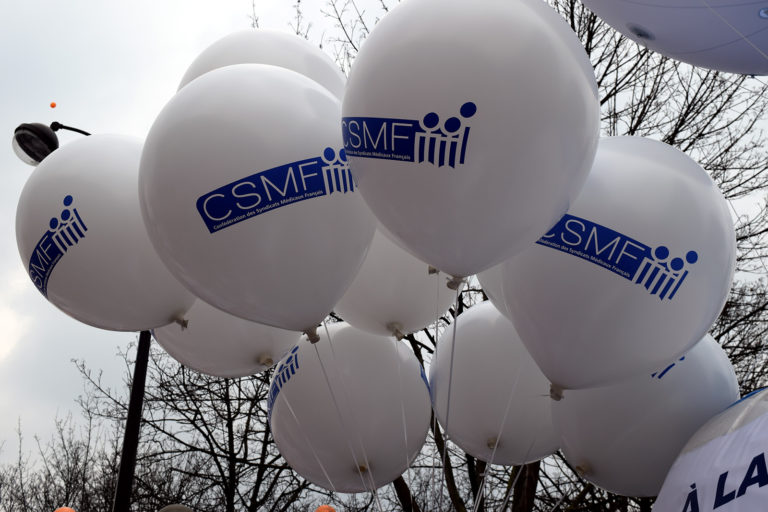 ballon-de-baudruche-latex-blanc-publicitaire-90cm-CSMF